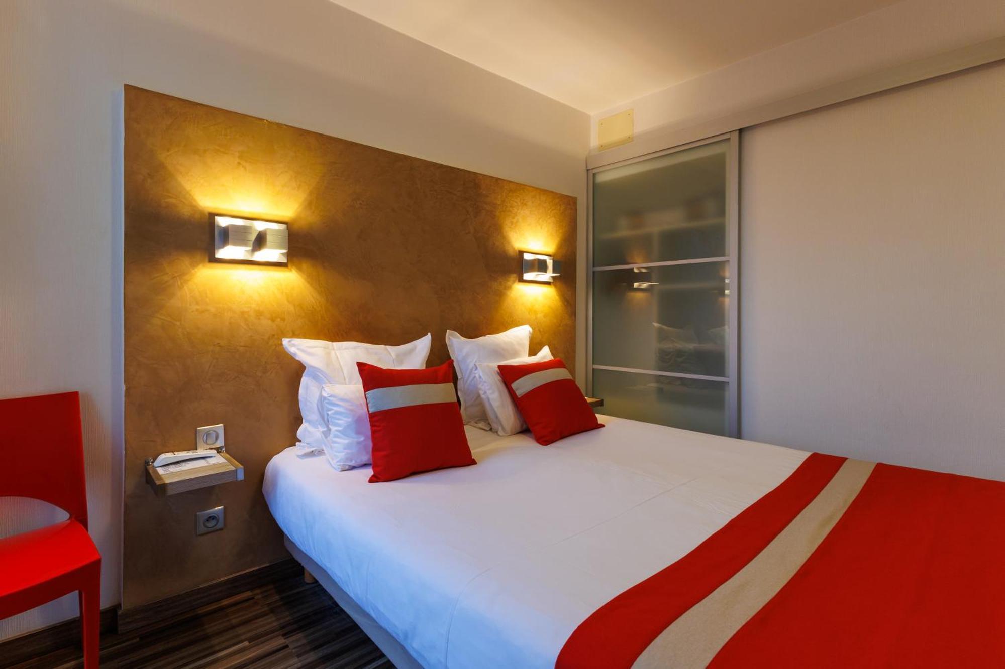 Logis Hotel Le Rochelois Λα Ροσέλ Εξωτερικό φωτογραφία