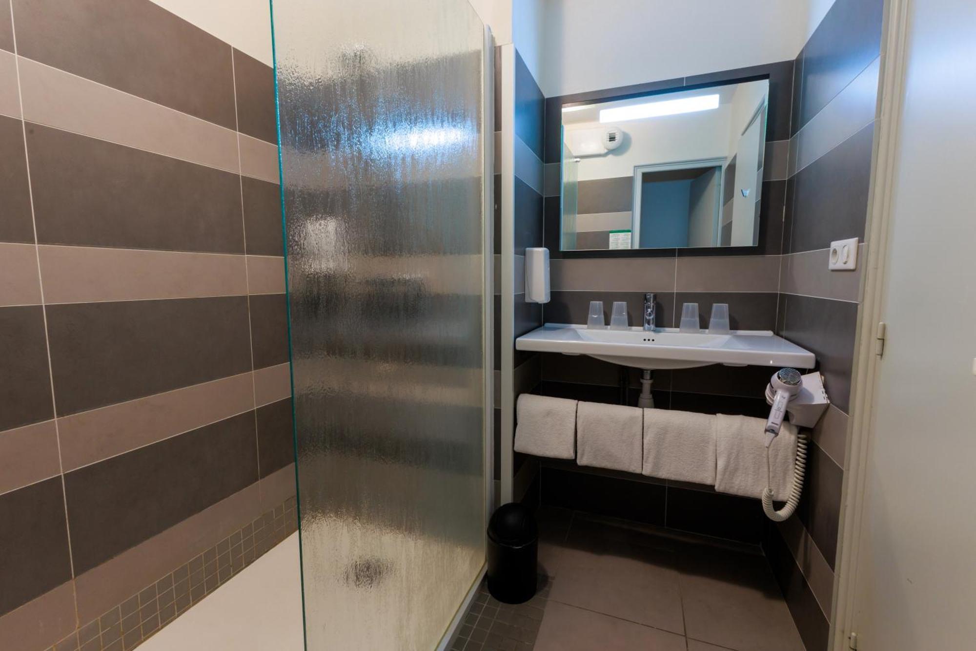 Logis Hotel Le Rochelois Λα Ροσέλ Εξωτερικό φωτογραφία