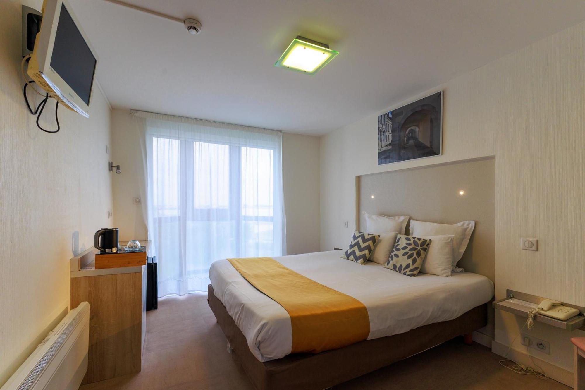 Logis Hotel Le Rochelois Λα Ροσέλ Εξωτερικό φωτογραφία
